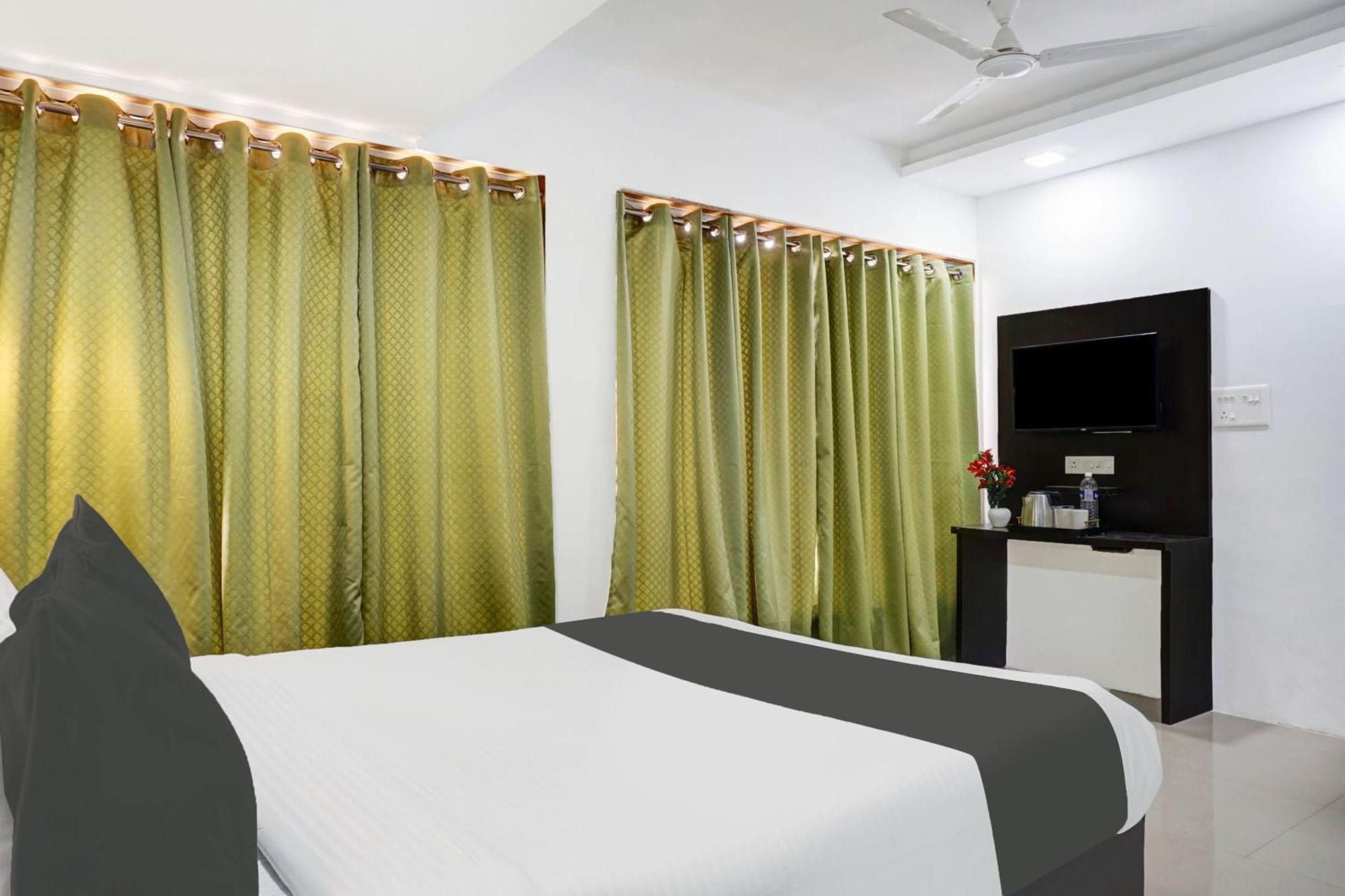 Super Aarambh Exotica Hotel Meribel Village Ngoại thất bức ảnh